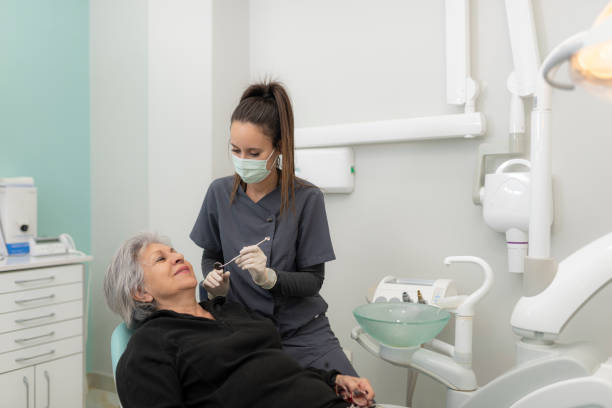 Best Broken or Chipped Tooth Repair in Lakewood Park, FL